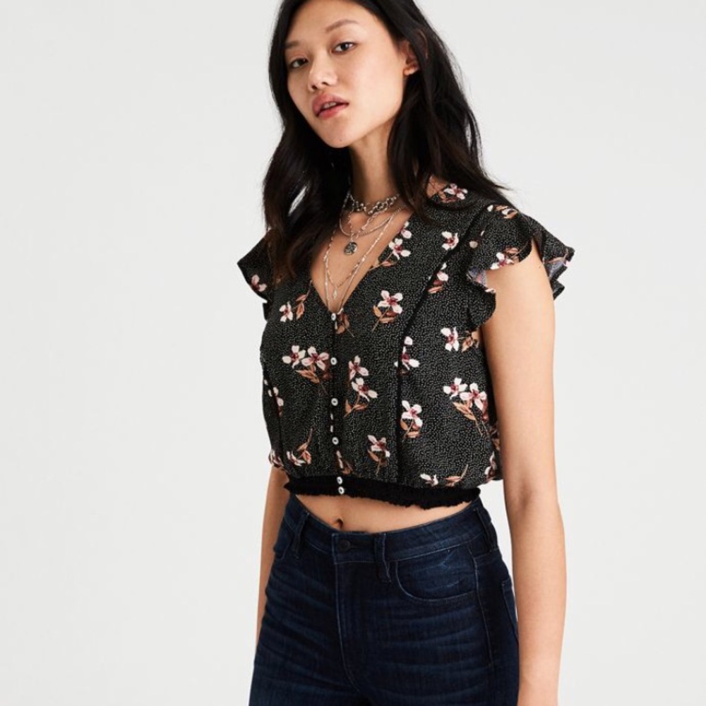 AE button up V-neck Crop Top